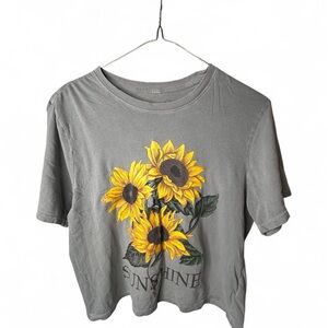 Sunflower Graphic Short Sleeve Tee
